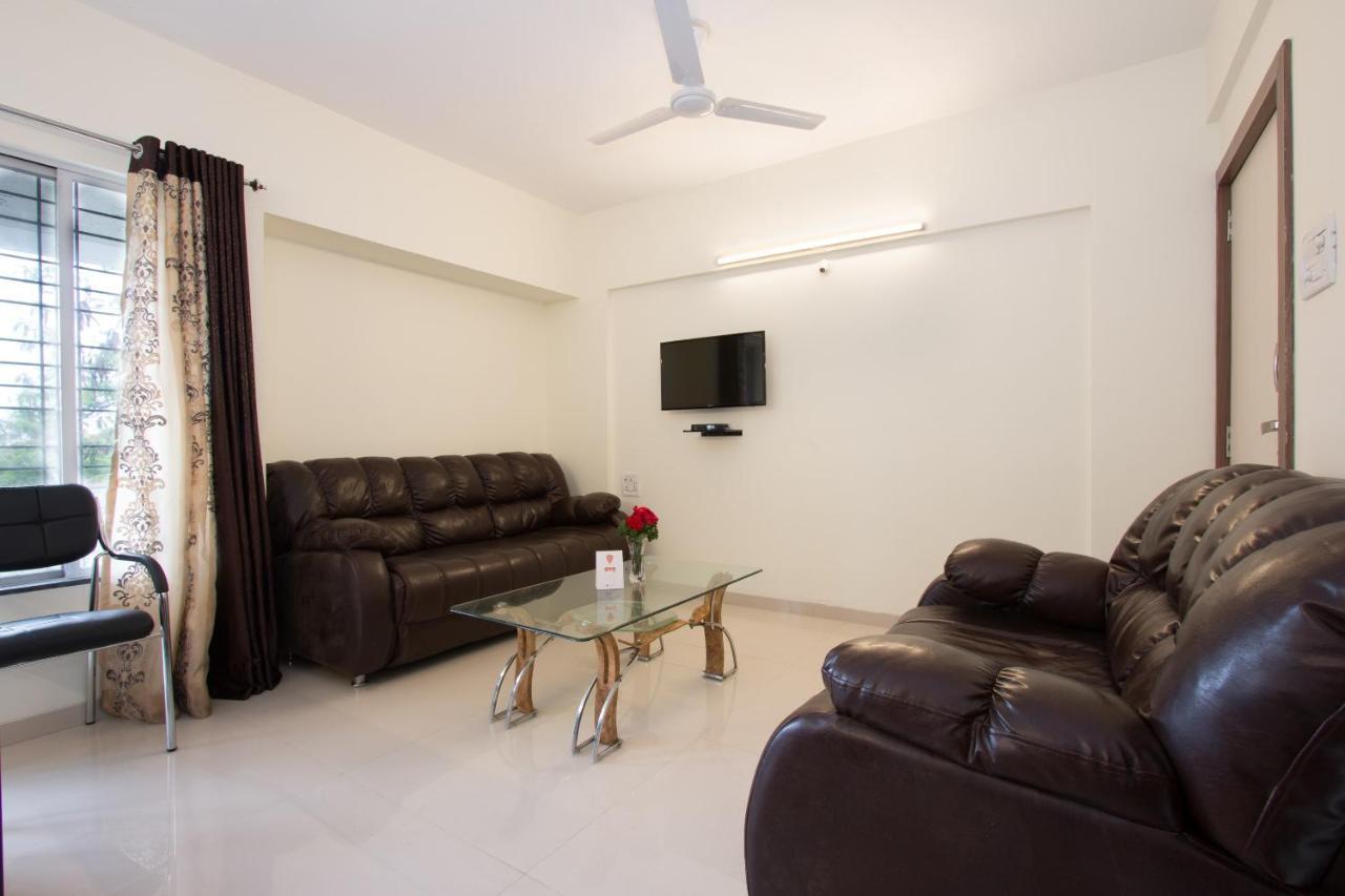 Oyo 9052 Leisurely Abode Hotel Khadki Buitenkant foto