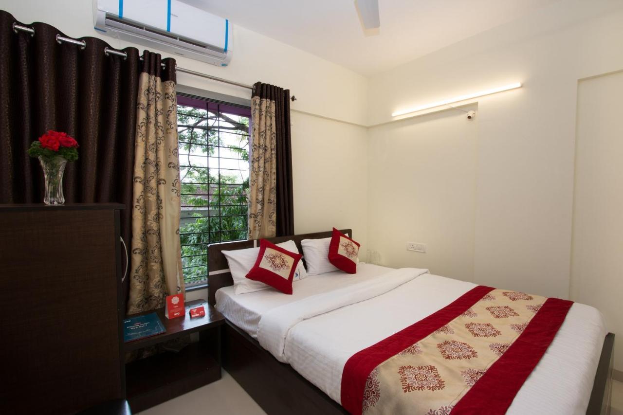 Oyo 9052 Leisurely Abode Hotel Khadki Buitenkant foto